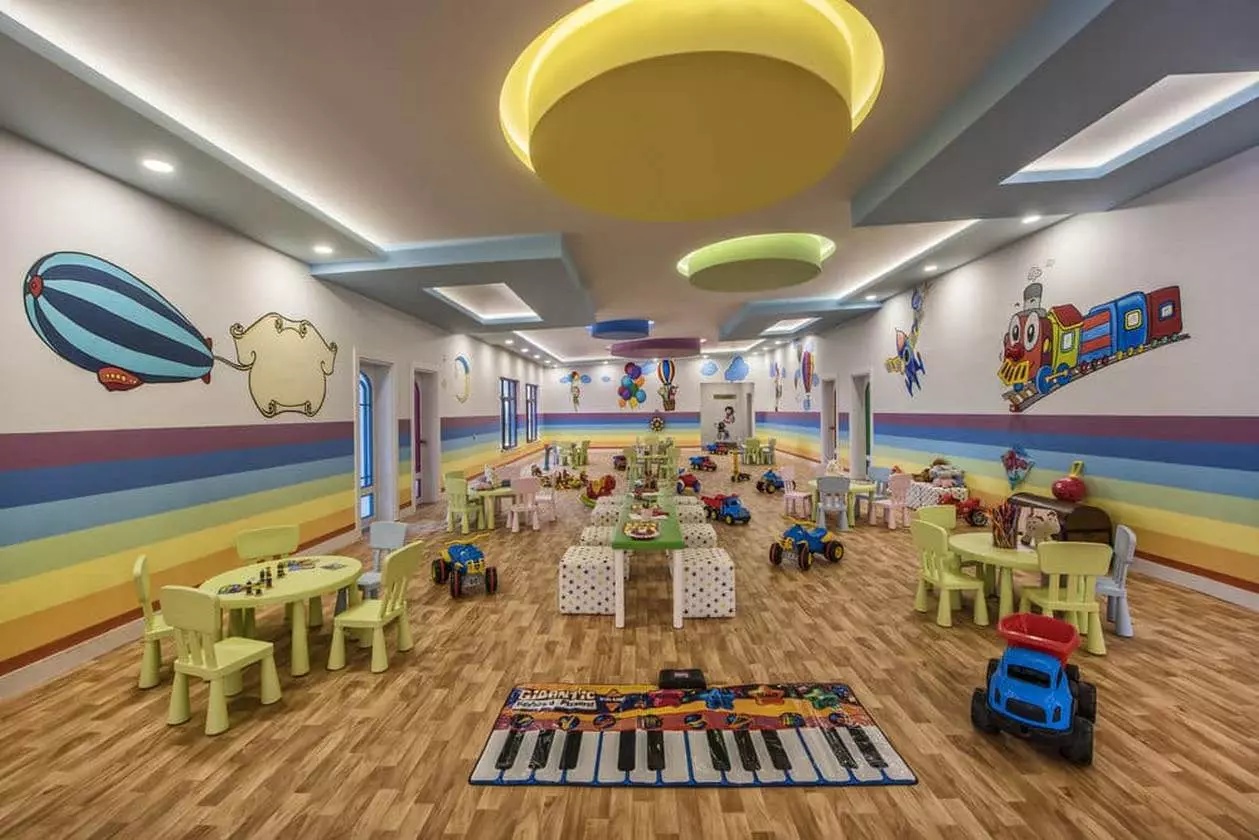 DELHINBEGRAND_SHABAVIZ (6).jpg